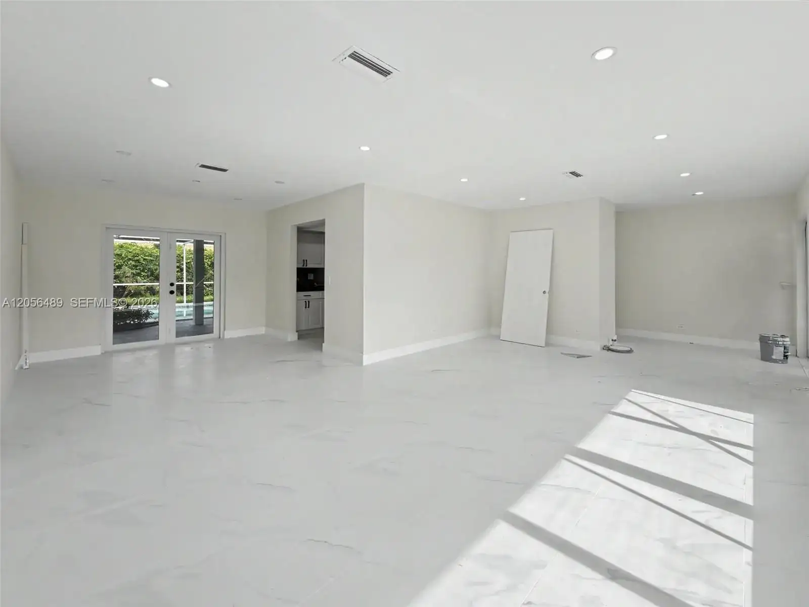 861 NW 72nd Ave, Plantation FL 33317 photo 2