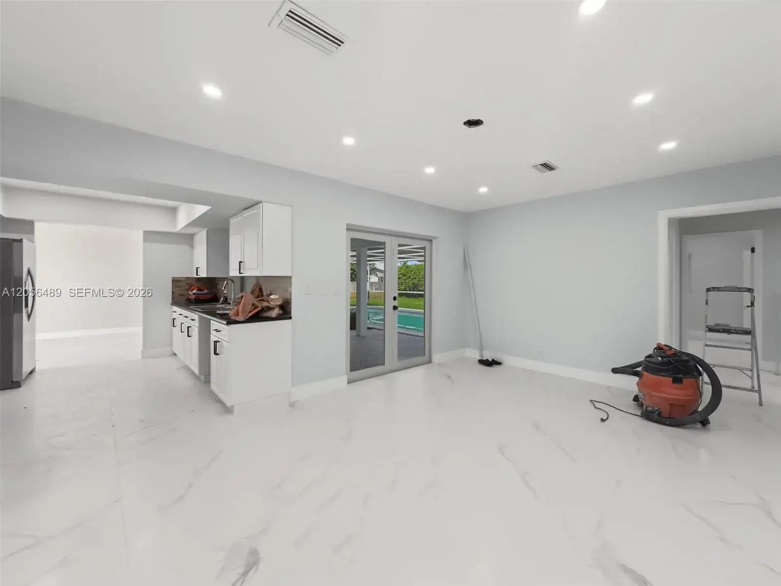 861 NW 72nd Ave, Plantation FL 33317 photo 5