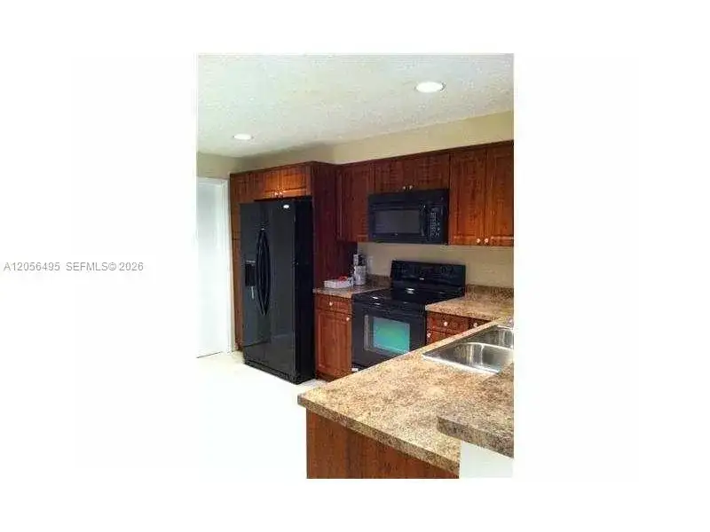1621 Barcelona Way # 32, Weston FL 33327 photo 3