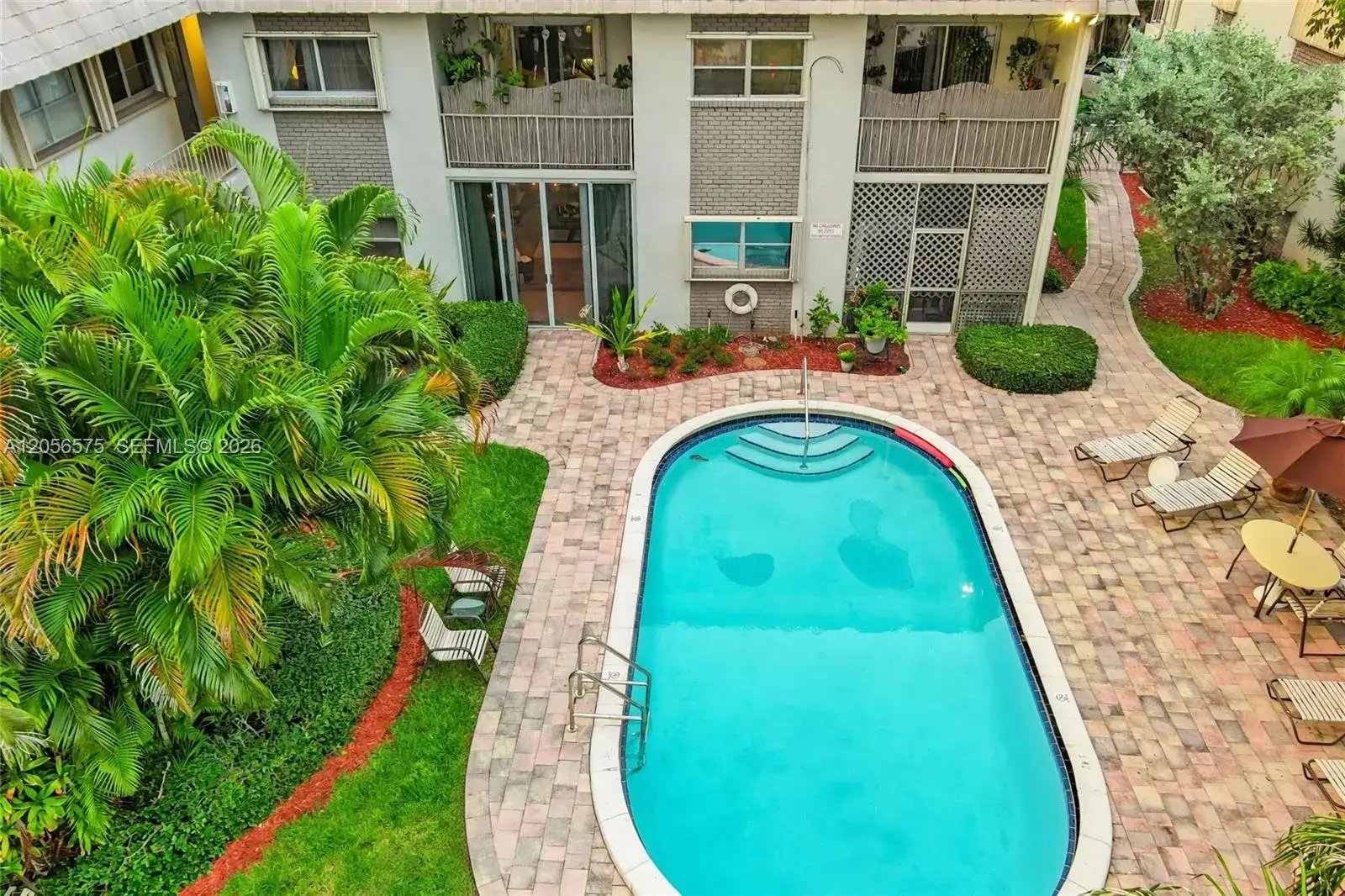 1541 NE 34th Ct # 104, Oakland Park FL 33334 photo 3