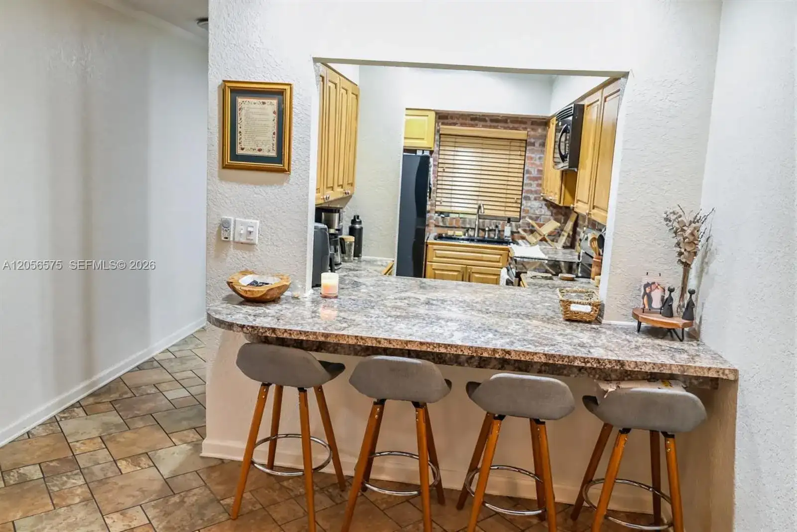1541 NE 34th Ct # 104, Oakland Park FL 33334 photo 4