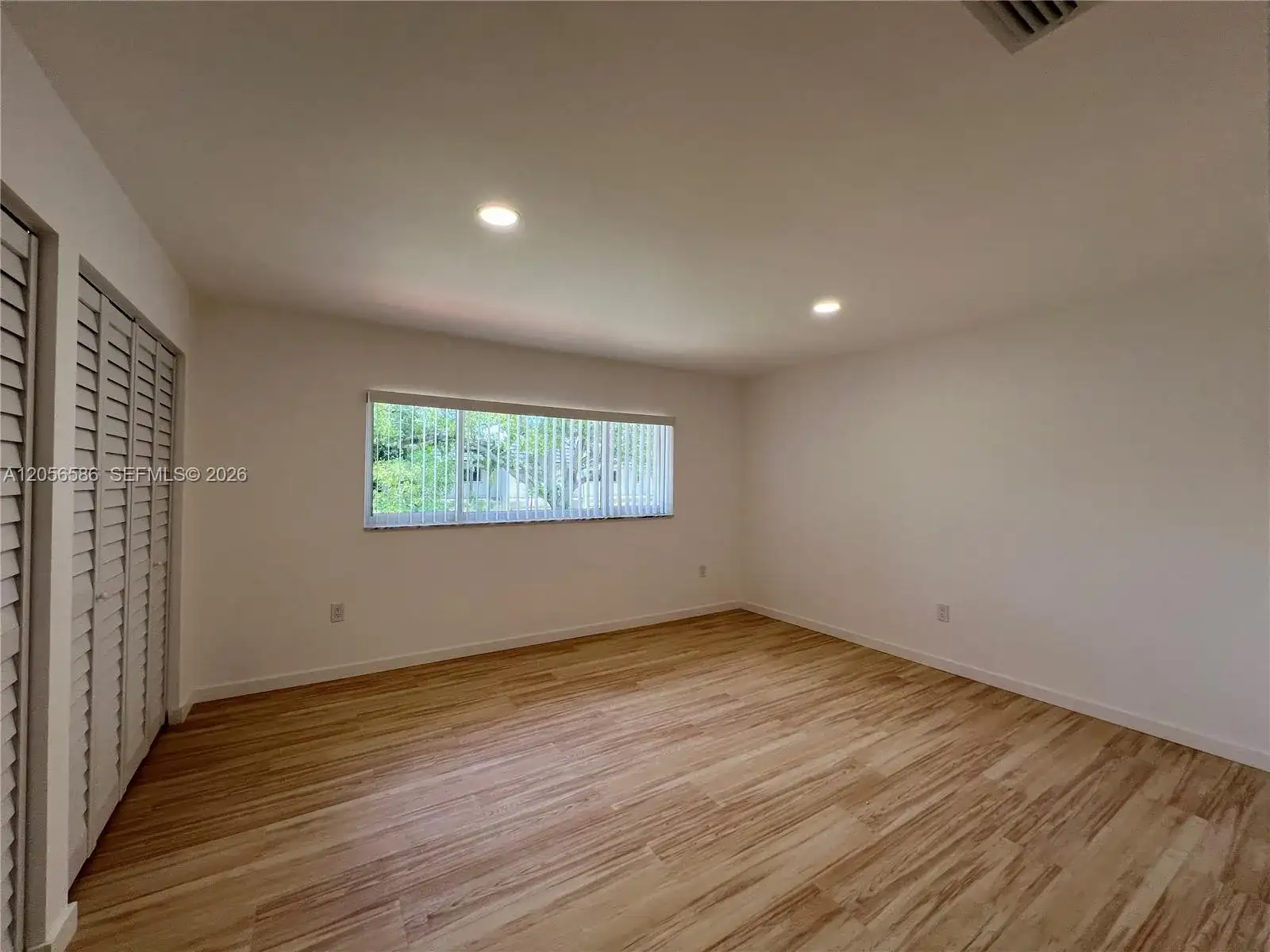 8111 SW 81st Pl, Miami FL 33143 photo 2