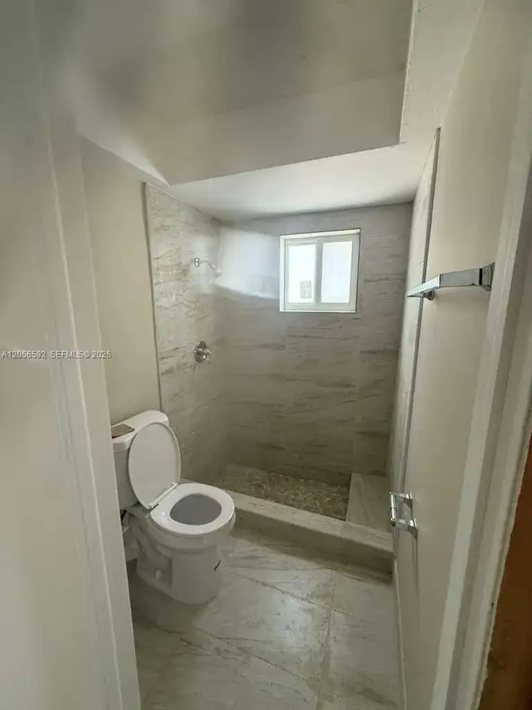 3850 SW 59th Ter, Davie FL 33314 photo 2