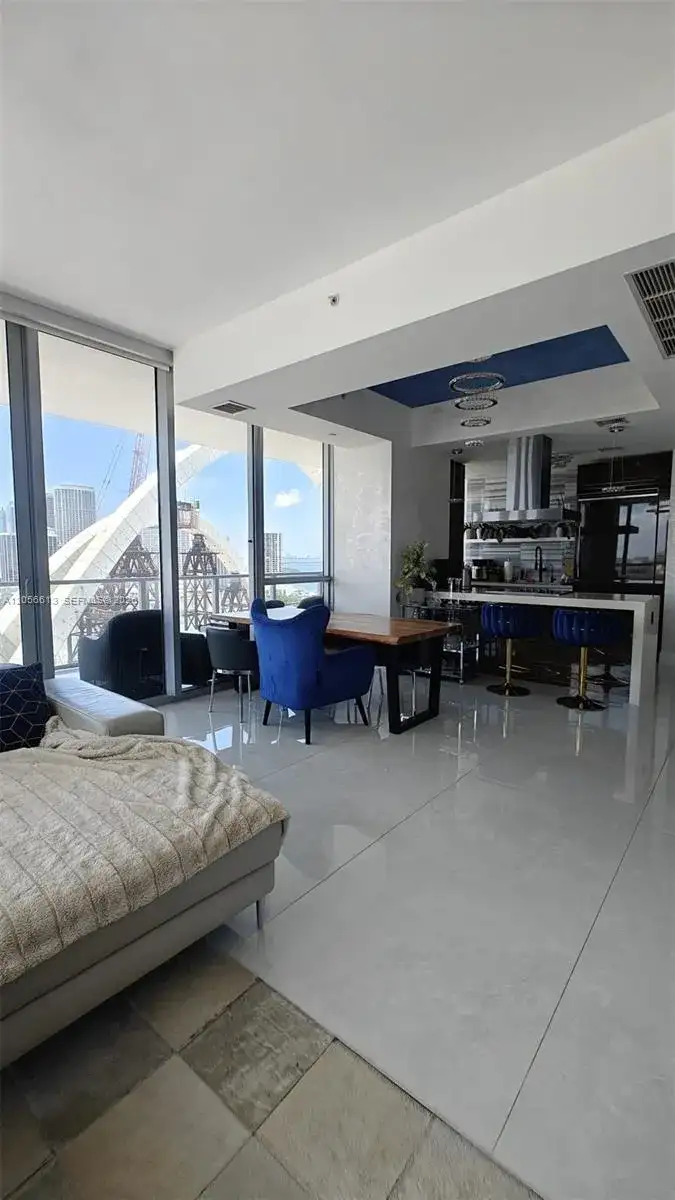 1100 Biscayne Blvd # 2106, Miami FL 33132 photo 5