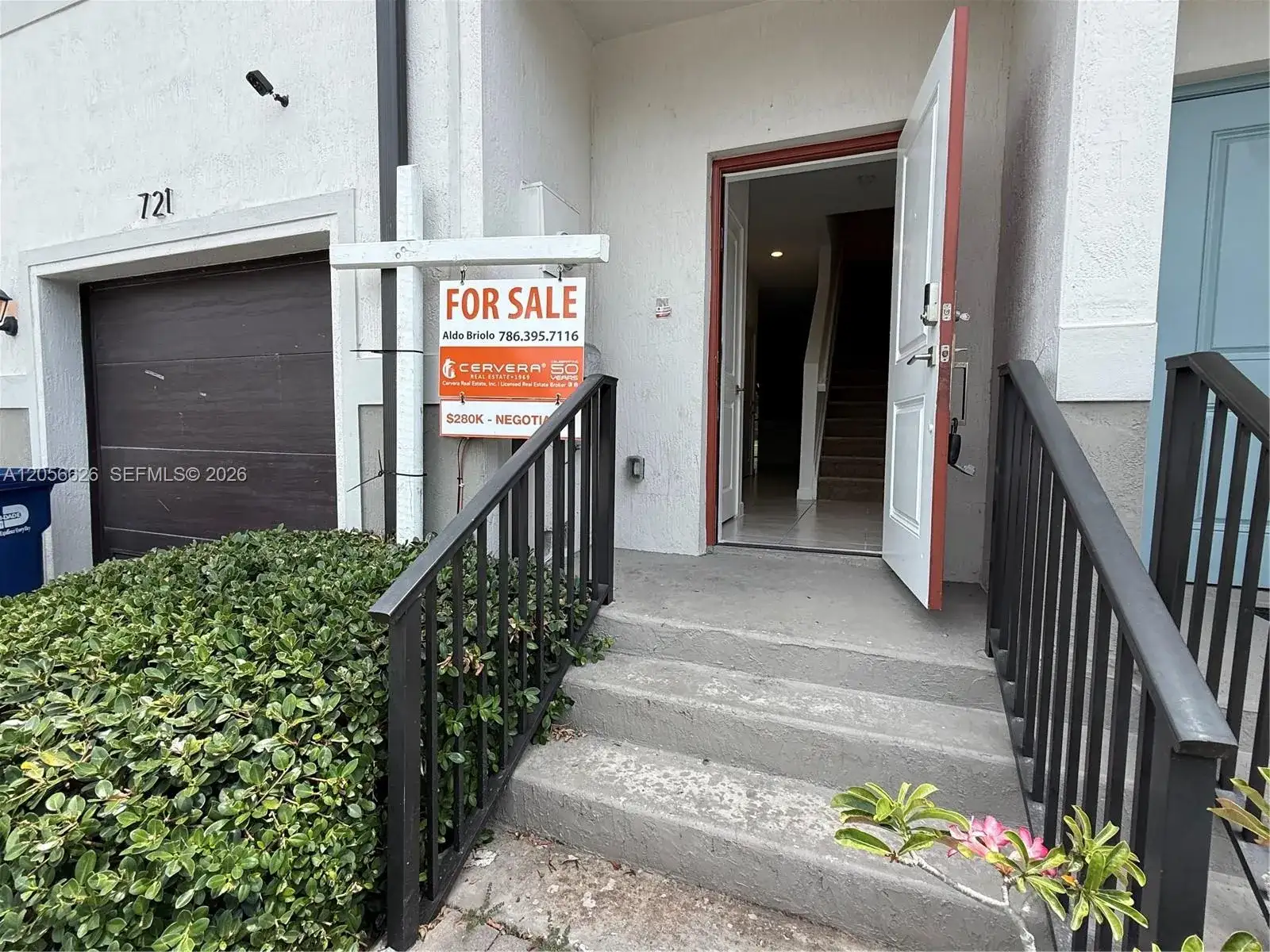 721 SW 11th St, Florida City FL 33034 photo 3