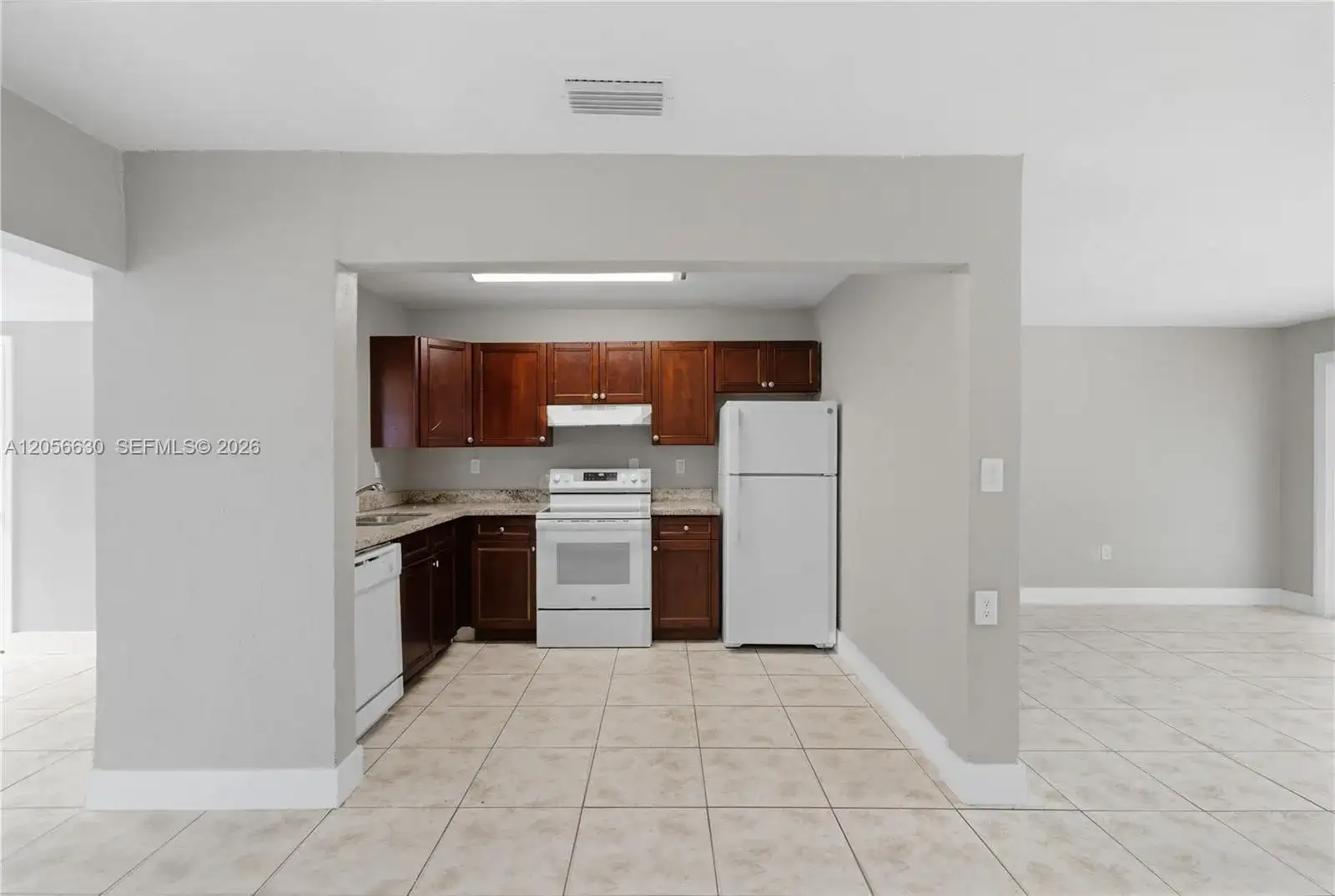 6581 NW 22nd St, Sunrise FL 33313 photo 3