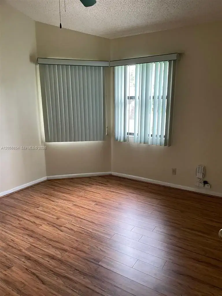 308 Bishop Rd, North Lauderdale FL 33068 photo 4