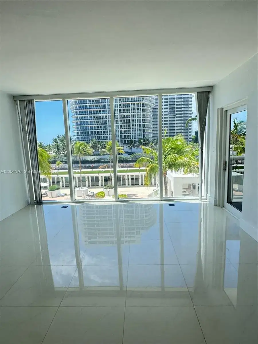 10275 Collins Ave # 316, Bal Harbour FL 33154 photo 4