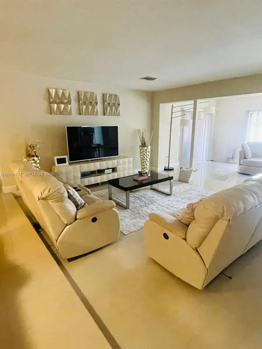 6790 SW 10th Ct # 6790, Pembroke Pines FL 33023 photo 4