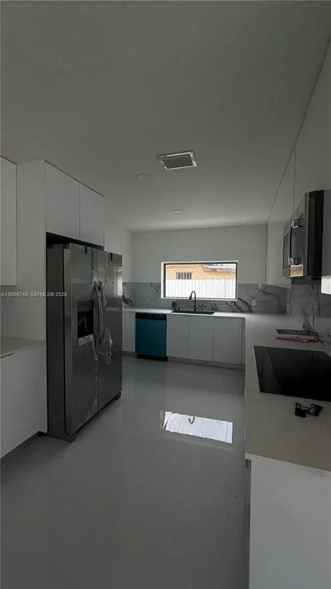 935 SW 72nd Ave, Miami FL 33144 photo 3