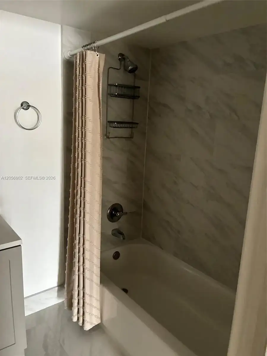 850 N Miami Ave # 406, Miami FL 33136 photo 3