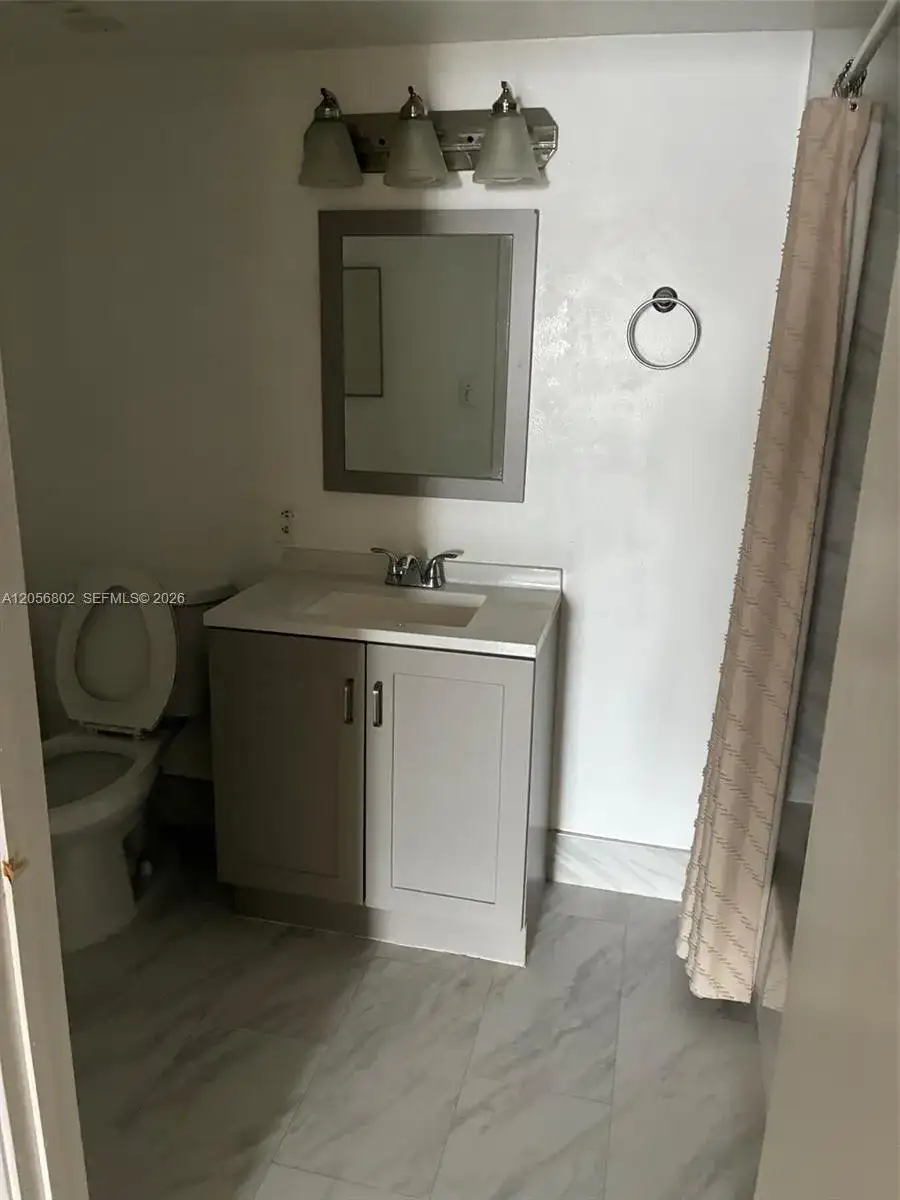 850 N Miami Ave # 406, Miami FL 33136 photo 4