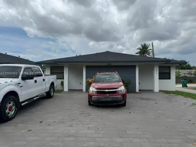 634 NW 12th St, Florida City FL 33034 photo 5