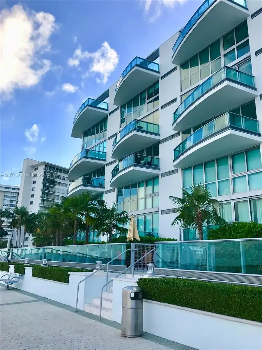 1331 Brickell Bay Dr # 48, Miami FL 33131 photo 4