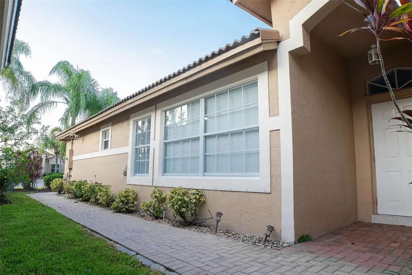 16410 Sapphire Bnd, Weston FL 33331 photo 5