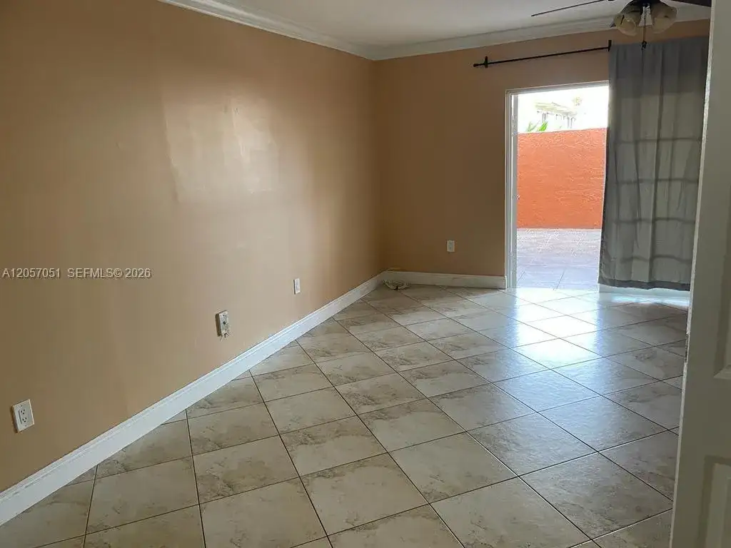 10851 SW 6th St # 5, Sweetwater FL 33174 photo 5