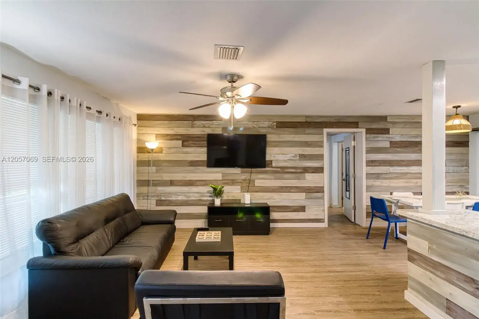 3039 Grant St, Hollywood FL 33021 photo 4