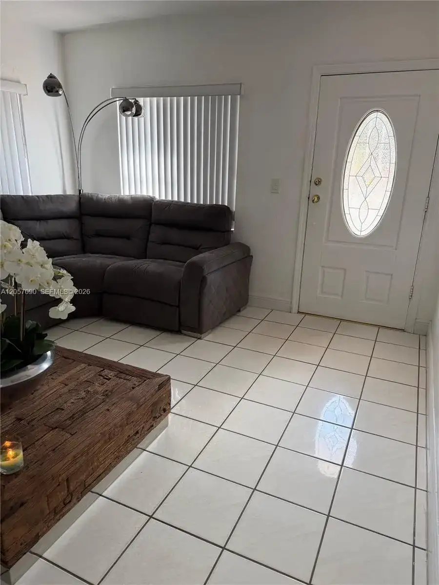 20 SW 48th Ave, Miami FL 33134 photo 3