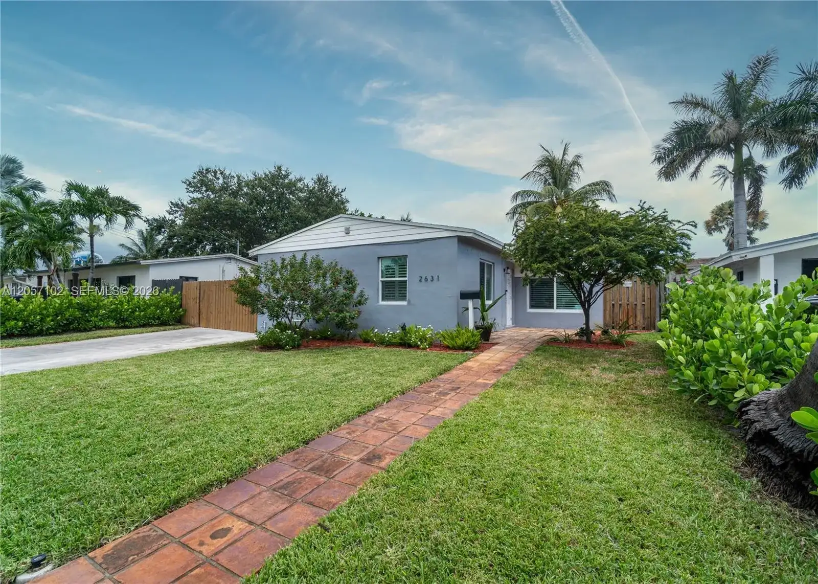 2631 Thomas St, Hollywood FL 33020 photo 3