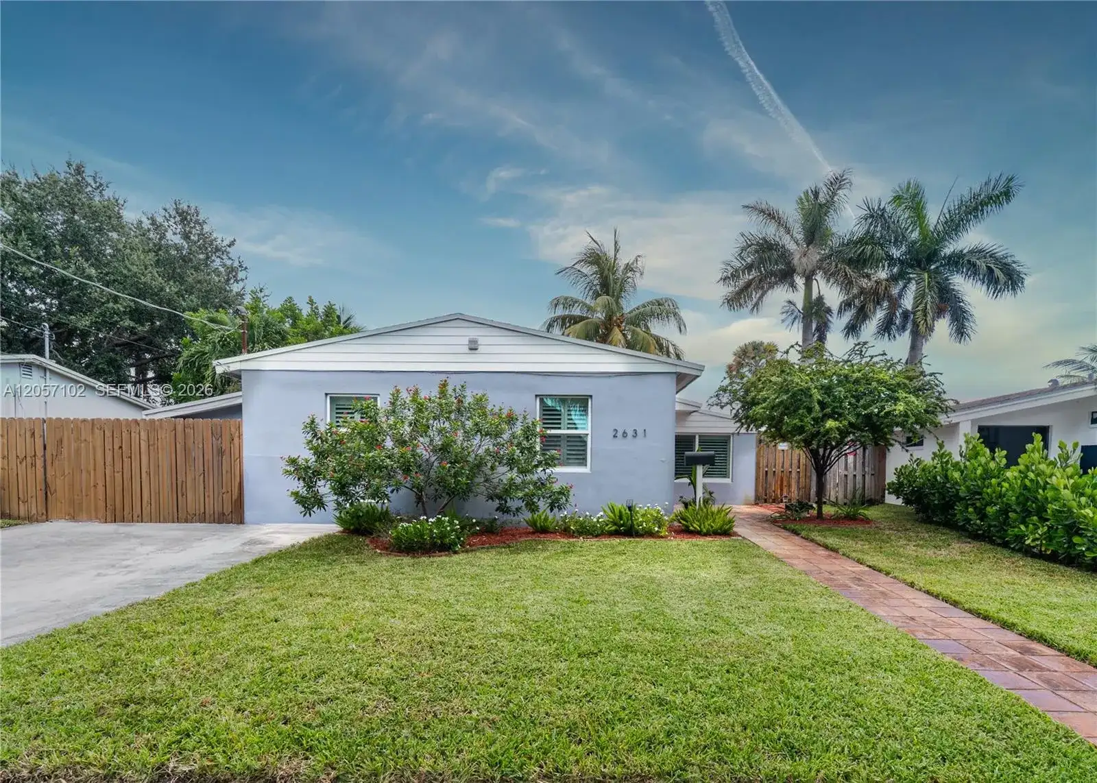 2631 Thomas St, Hollywood FL 33020 photo 4