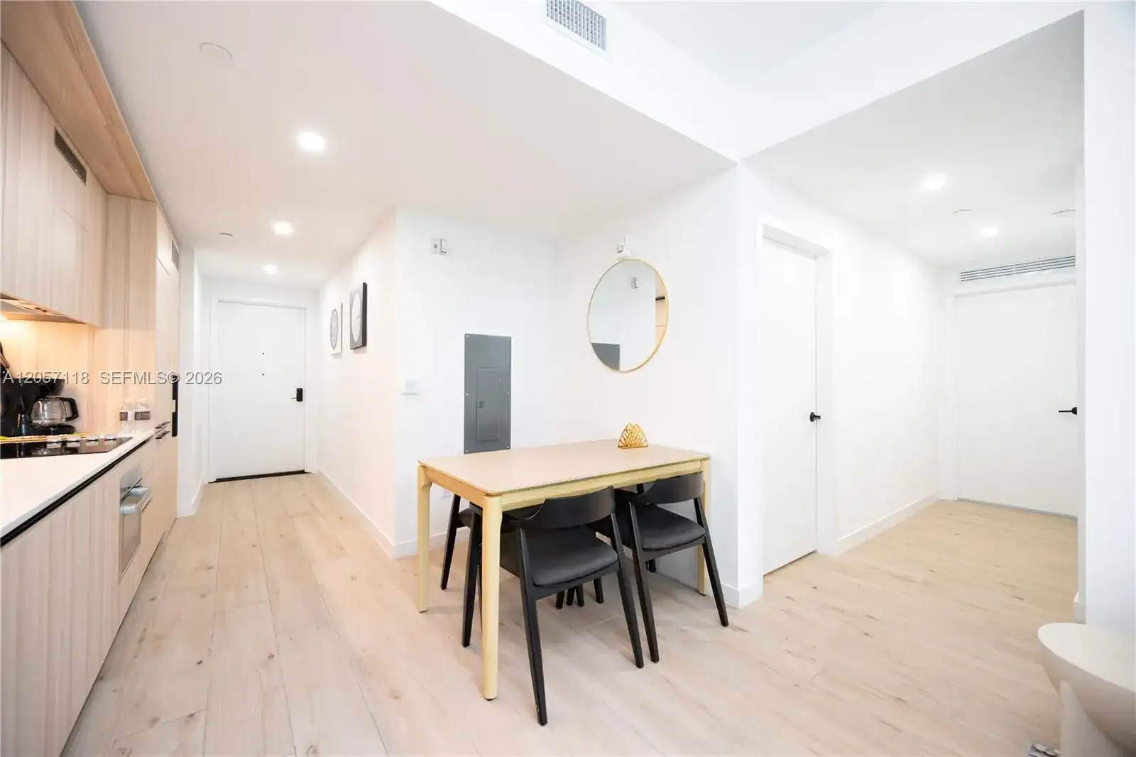 225 N Miami Ave # 1505, Miami FL 33128 photo 4
