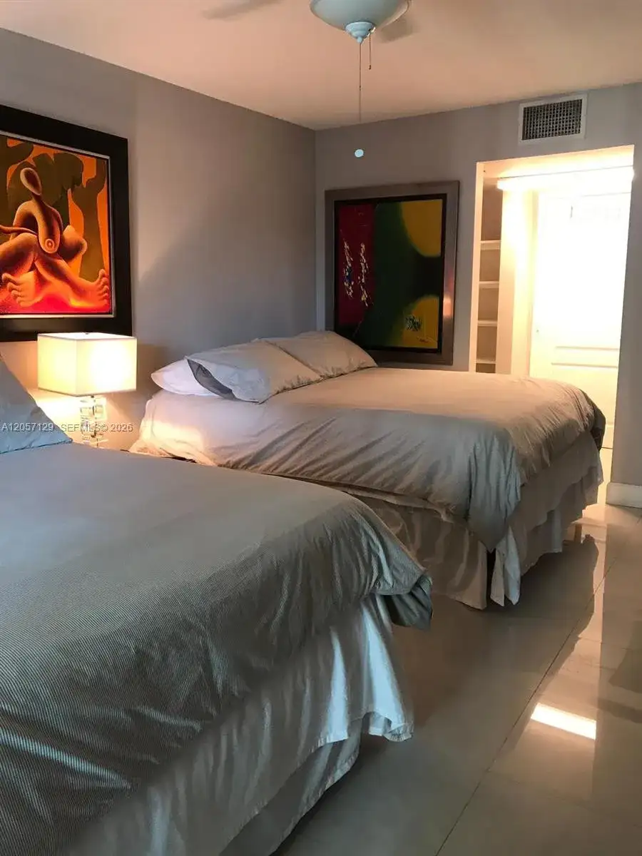 1200 Brickell Bay Dr # 2418, Miami FL 33131 photo 5