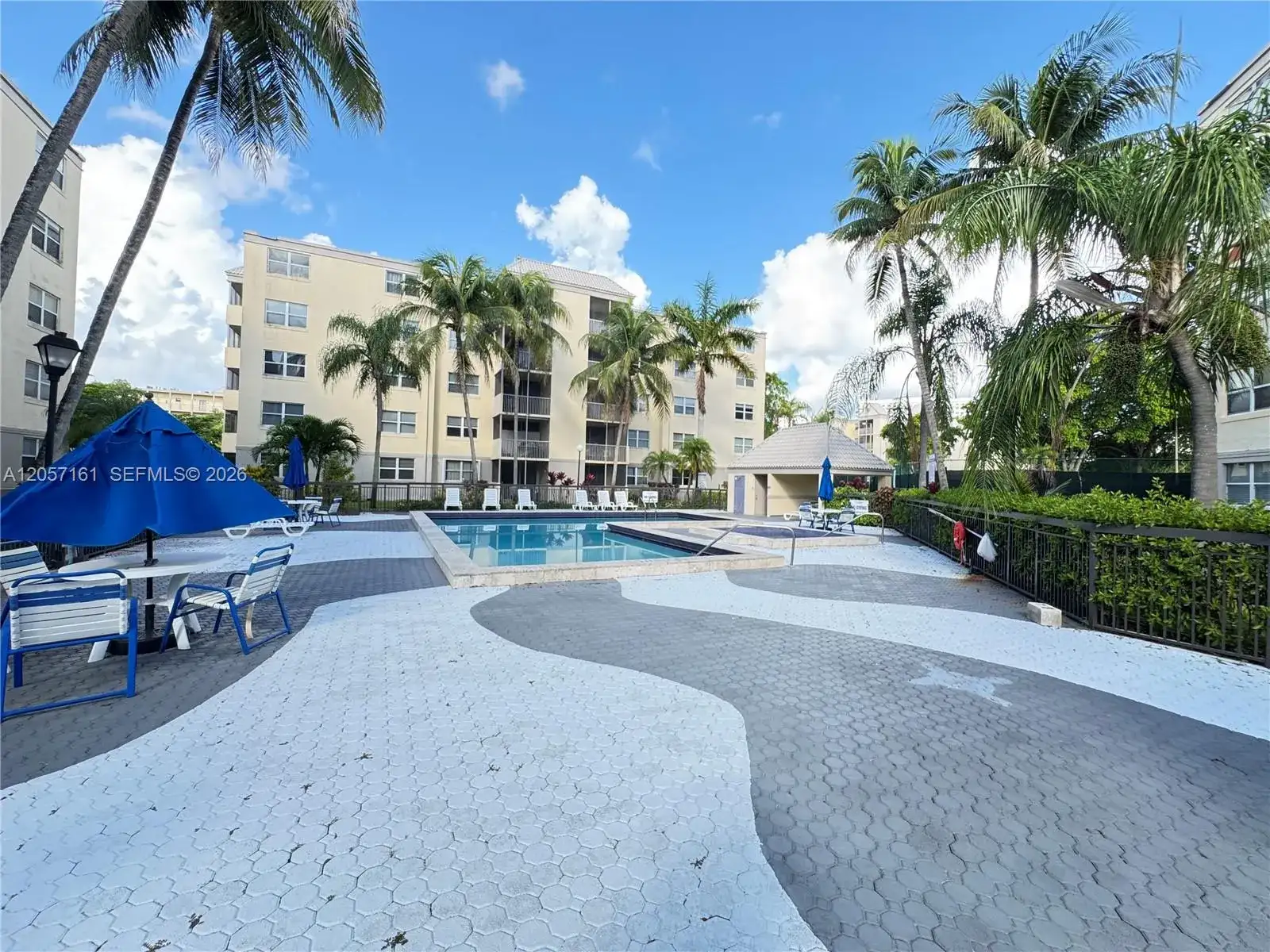 8205 Lake Dr # 401, Doral FL 33166 photo 2