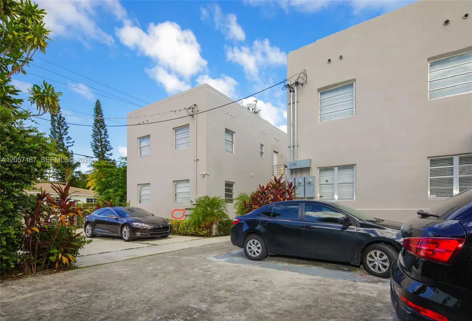 560 Michigan Ave, Miami Beach FL 33139 photo 3