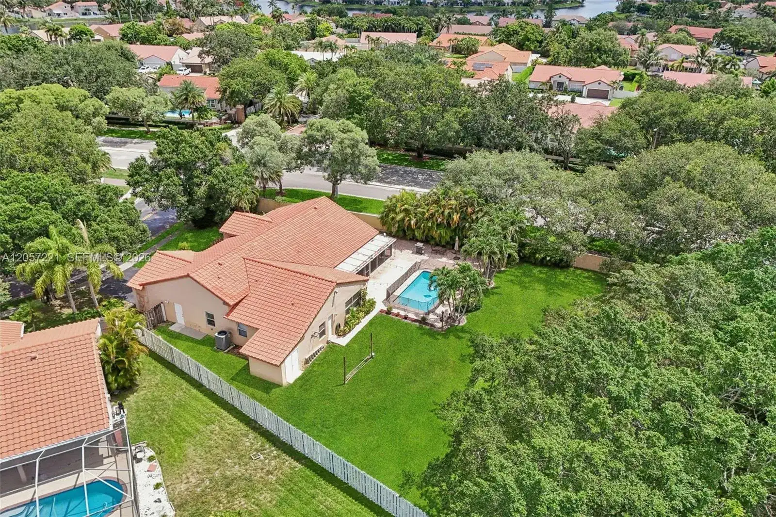 13100 NW 11th Dr, Sunrise FL 33323 photo 4