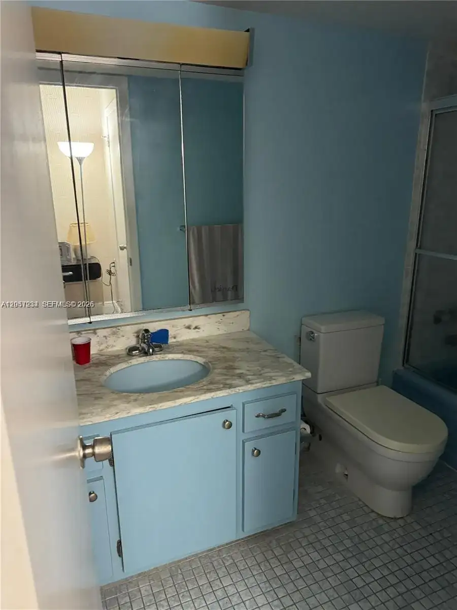 2750 NE 183rd St # 1503, Aventura FL 33160 photo 3
