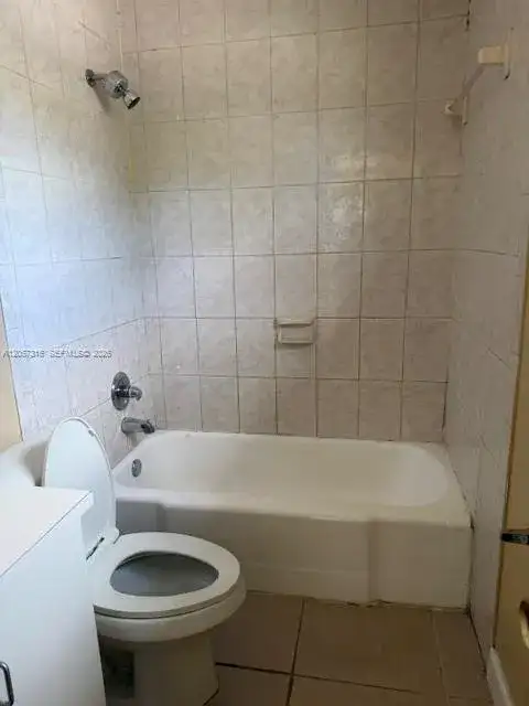 1112 NW 5th Ave # 3, Fort Lauderdale FL 33311 photo 2