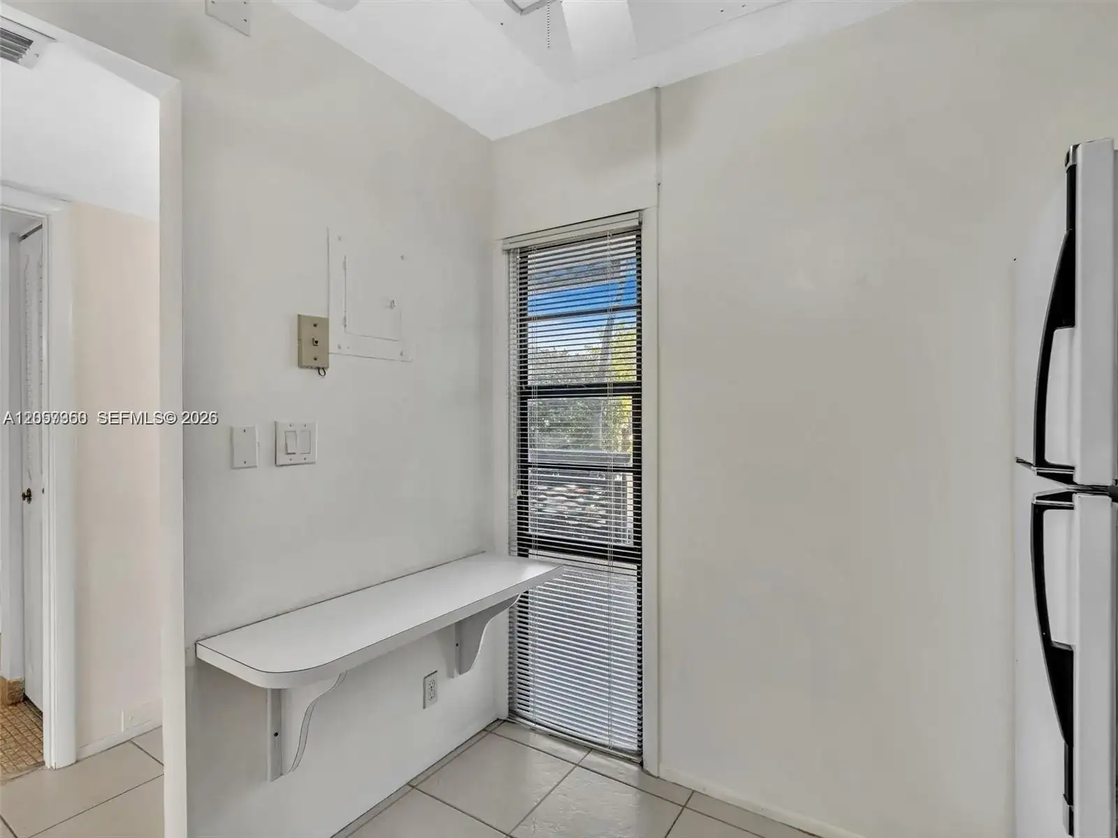 20500 W Country Club Dr # 203, Aventura FL 33180 photo 5