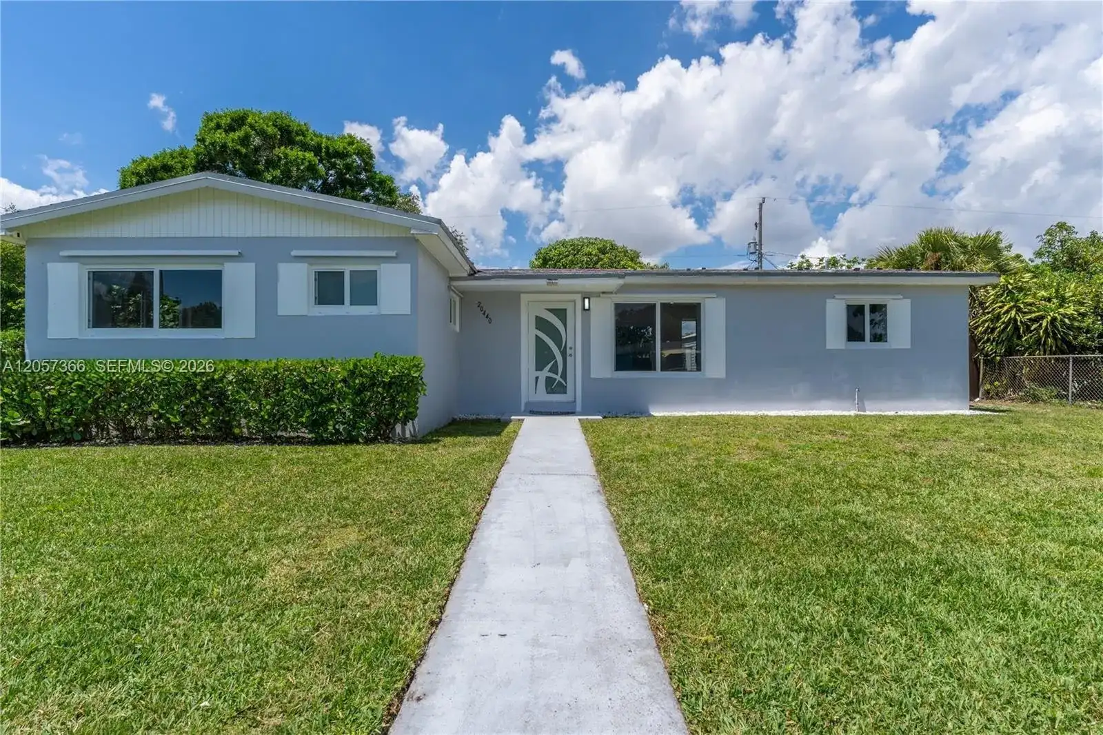 20440 NW 20th ct, Miami Gardens FL 33056 photo 2