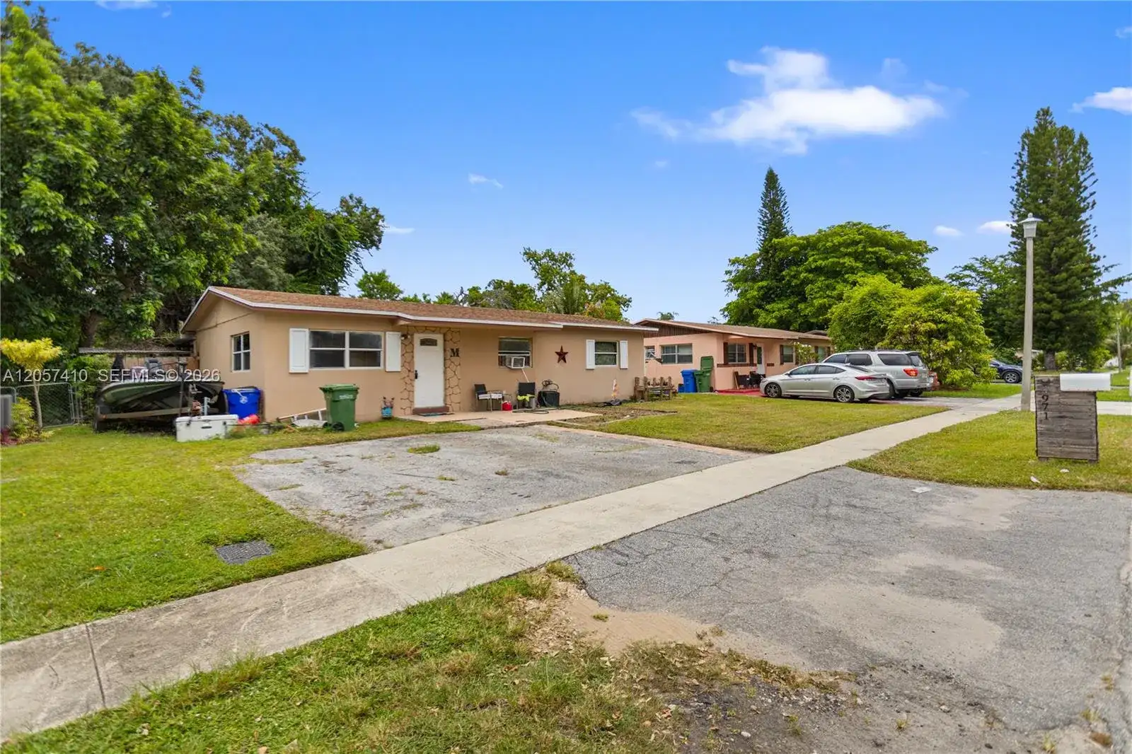 4971 SW 5th St, Margate FL 33068 photo 2