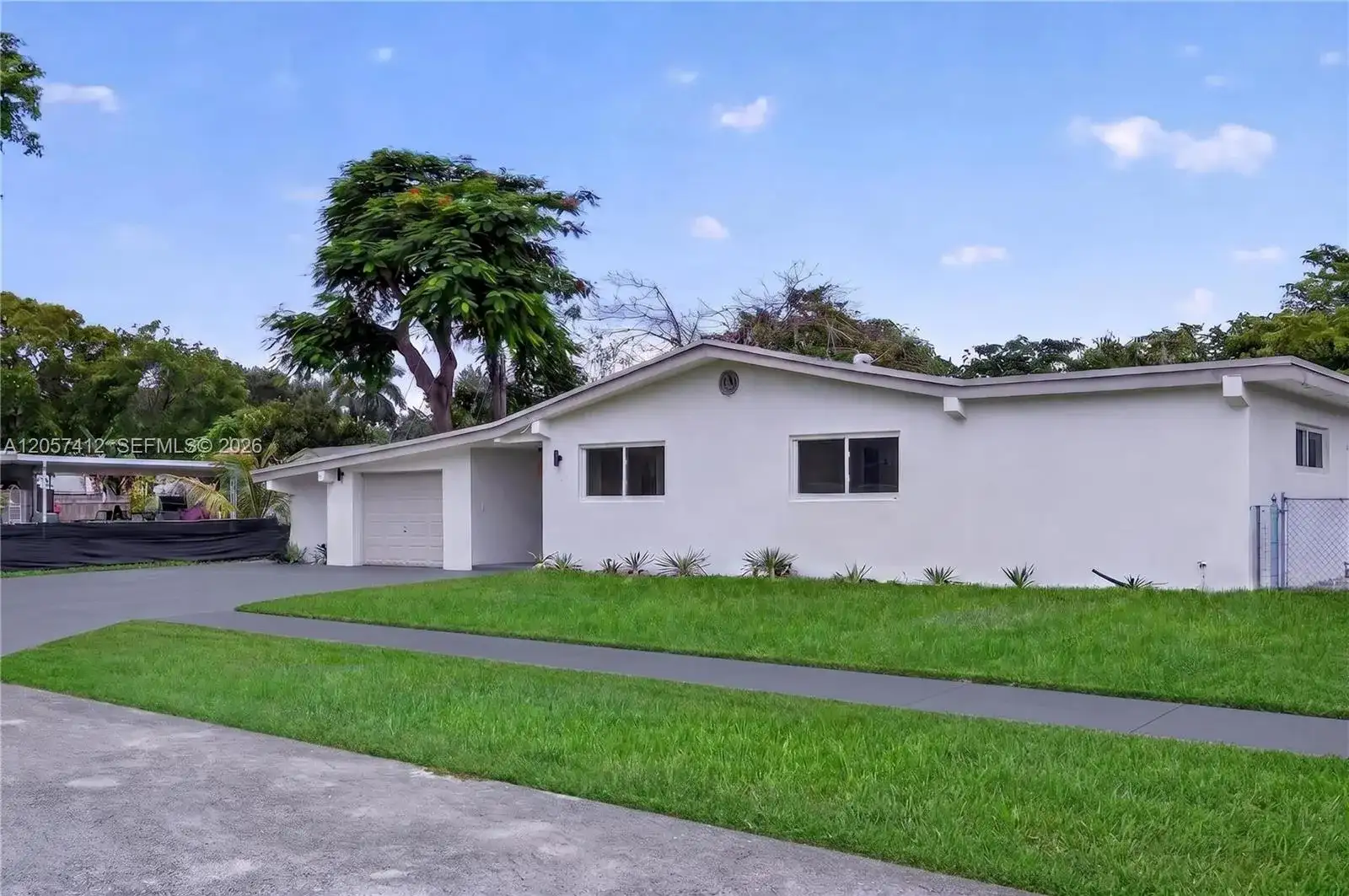 5715 Jackson St, Hollywood FL 33023 photo 5