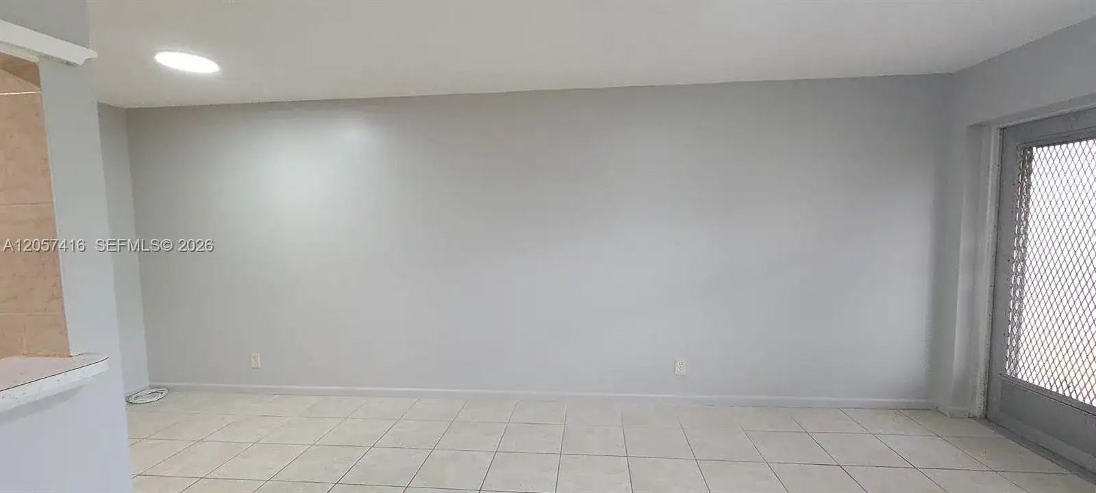 125 Canterbury  E # 125, West Palm Beach FL 33417 photo 3