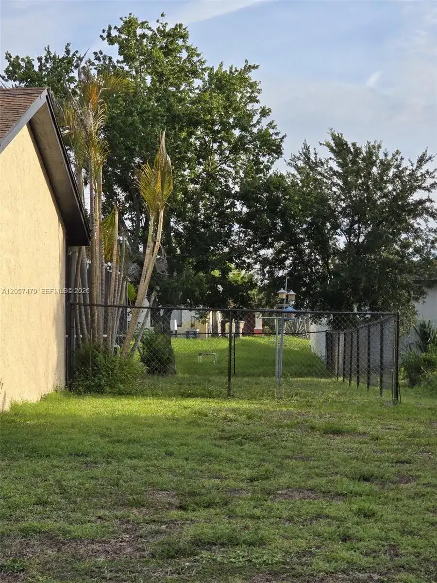 2816 9 TH SW, Lehigh Acres FL 33976 photo 3