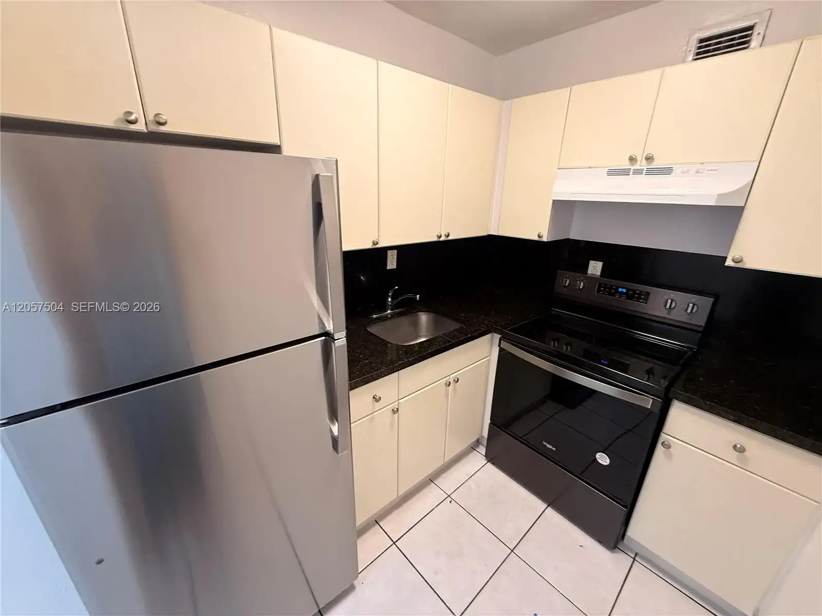 1860 SW 22nd St # 4, Miami FL 33145 photo 4