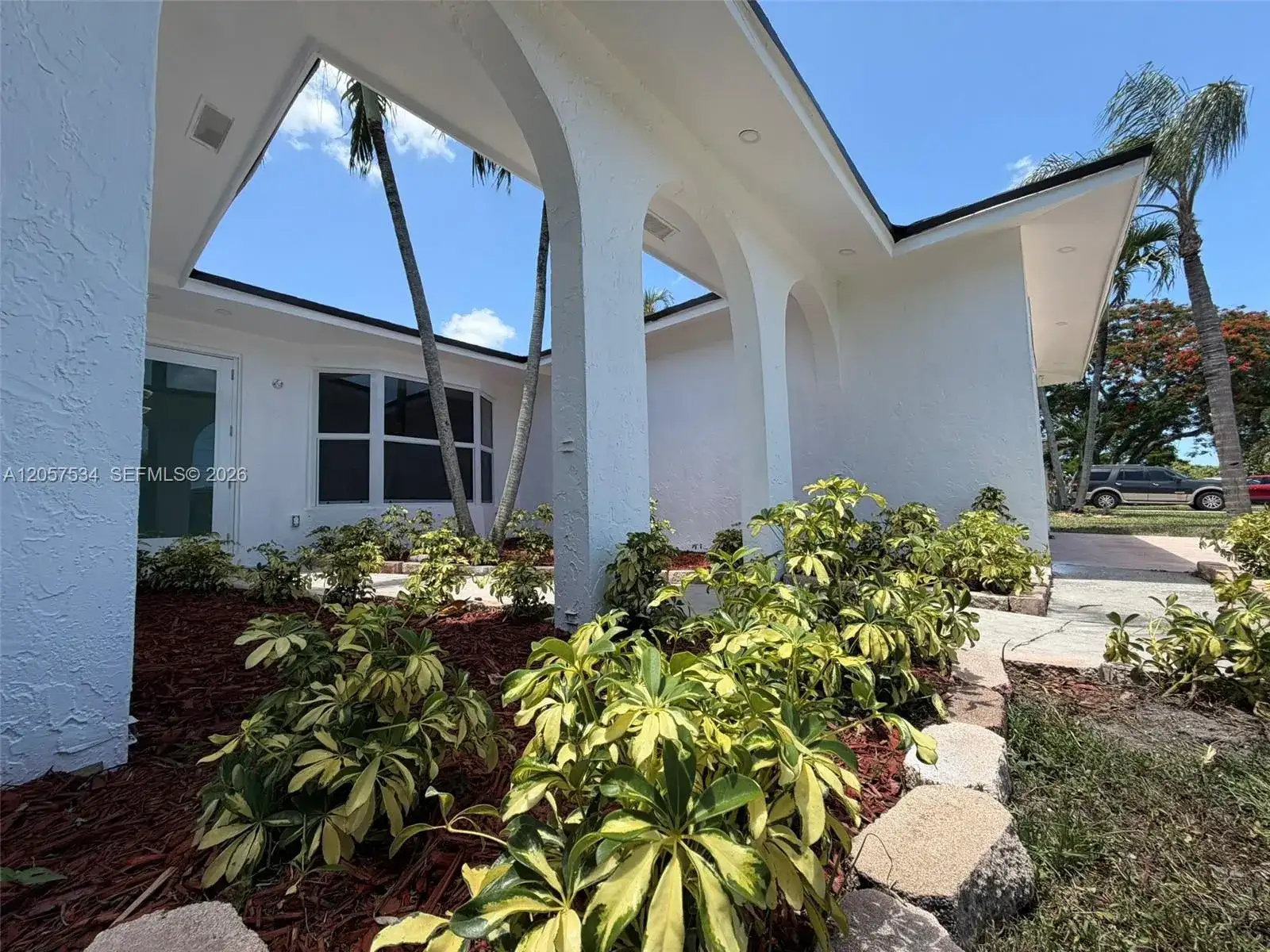2210 NW 93rd Ave, Pembroke Pines FL 33024 photo 3