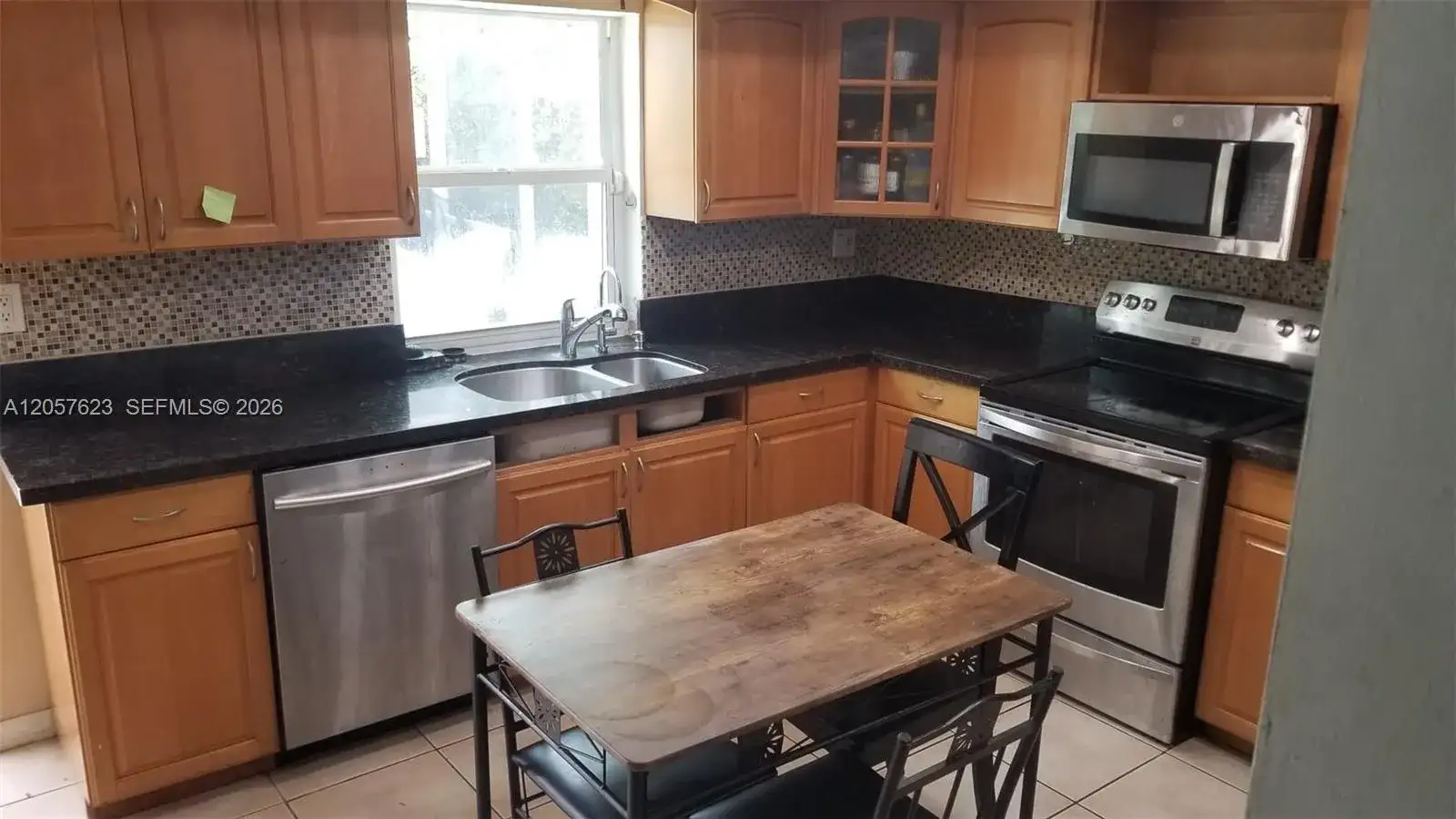 6729 Arbor Dr, Miramar FL 33023 photo 3