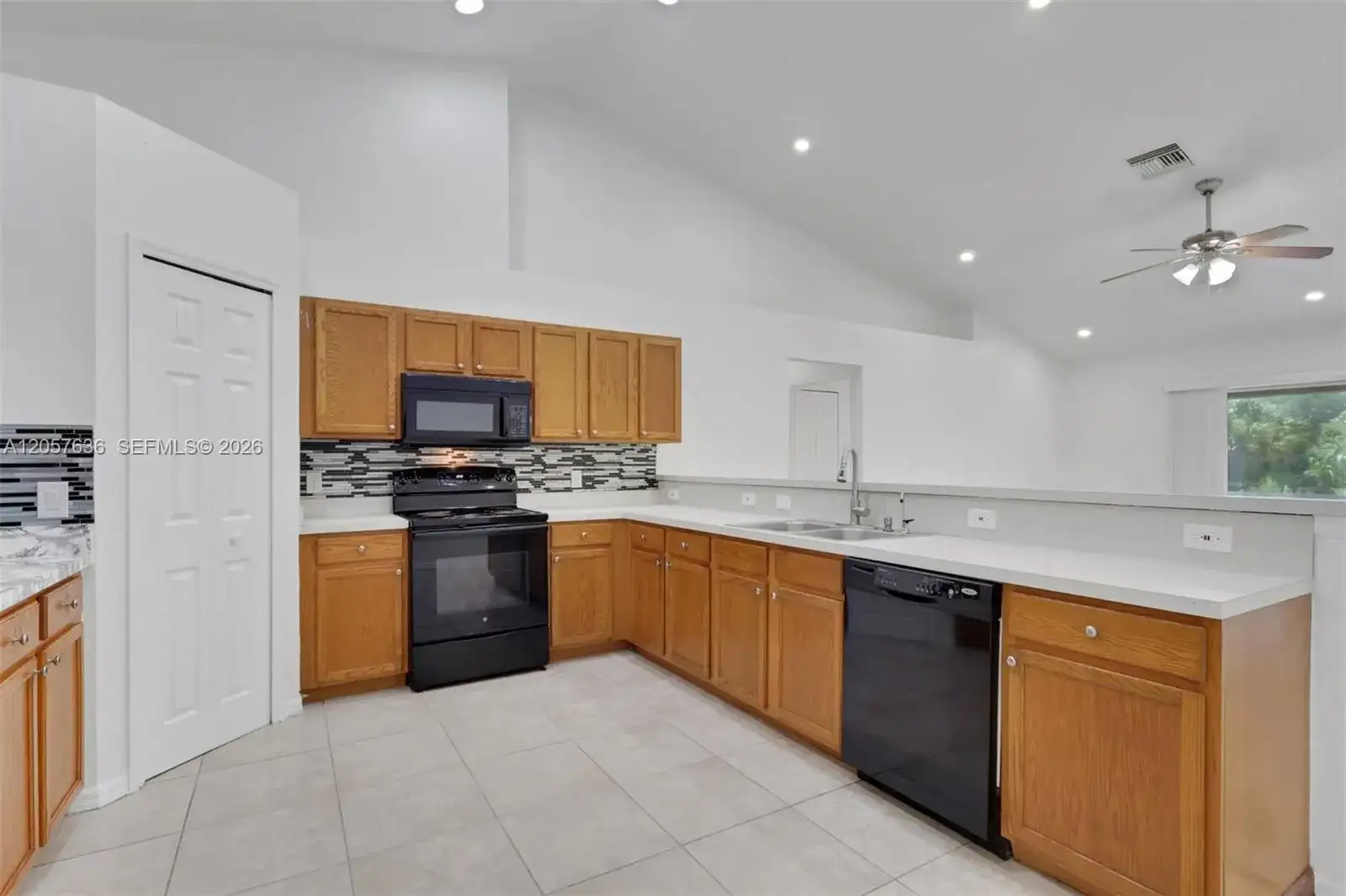 1807 NE 28th St # 0, Cape Coral FL 33909 photo 5