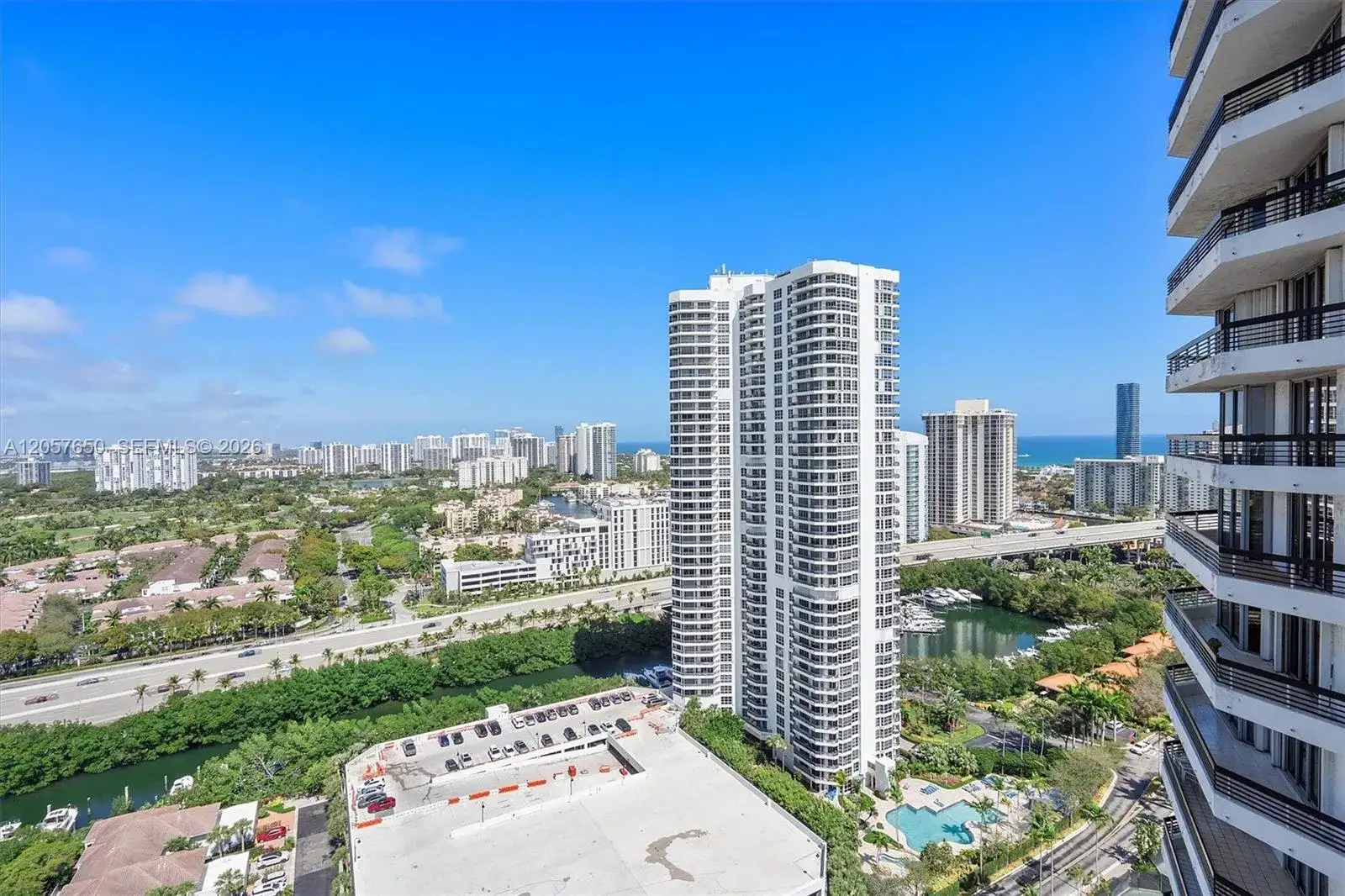 3530 Mystic Pointe Dr # 2907, Aventura FL 33180 photo 4