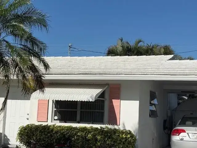 5405 NW 23rd Ter, Tamarac FL 33309 photo 3
