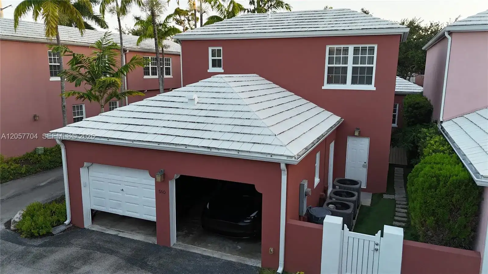 540 Loretto Ave # 19, Coral Gables FL 33146 photo 3