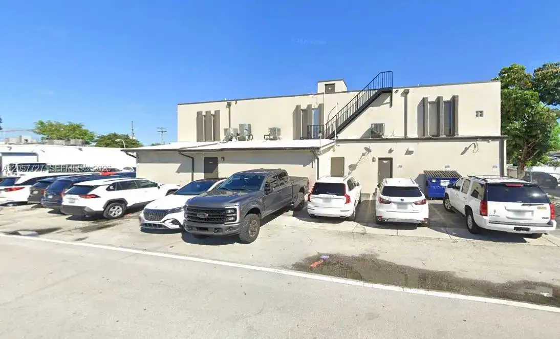 344 W 65th St # 204, Hialeah FL 33012 photo 4