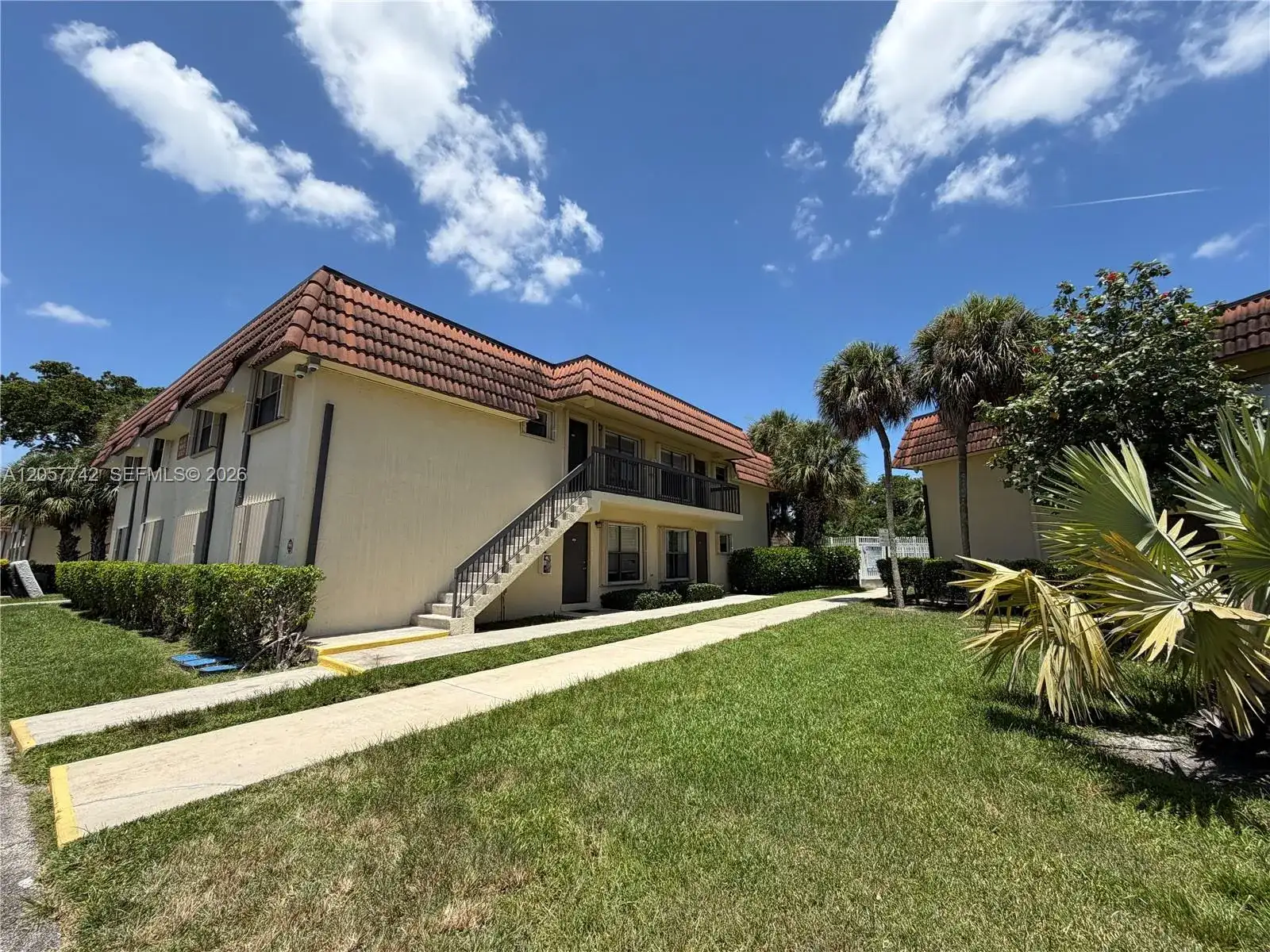 411 NW 100th Pl # 201, Pembroke Pines FL 33024 photo 2