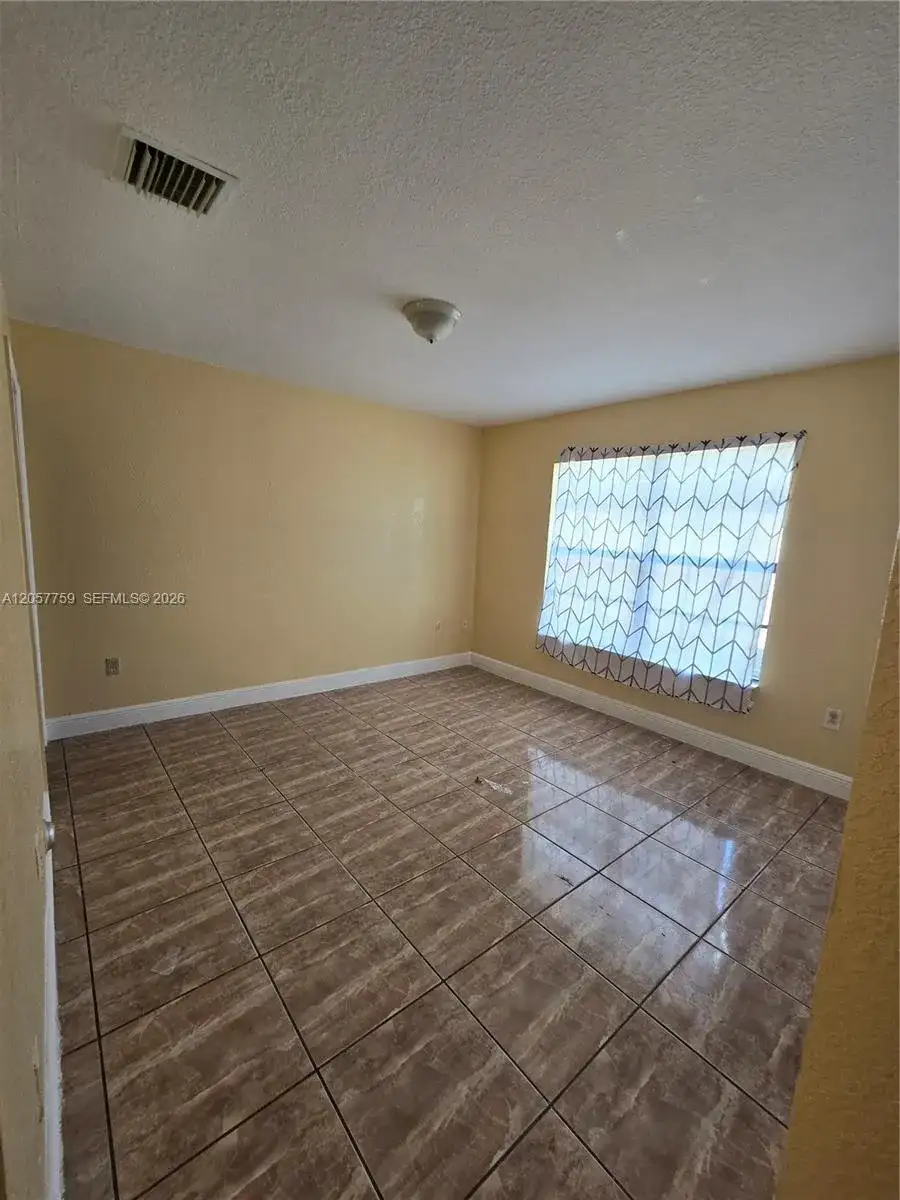 311 NW 97th St # 311, Miami FL 33150 photo 5