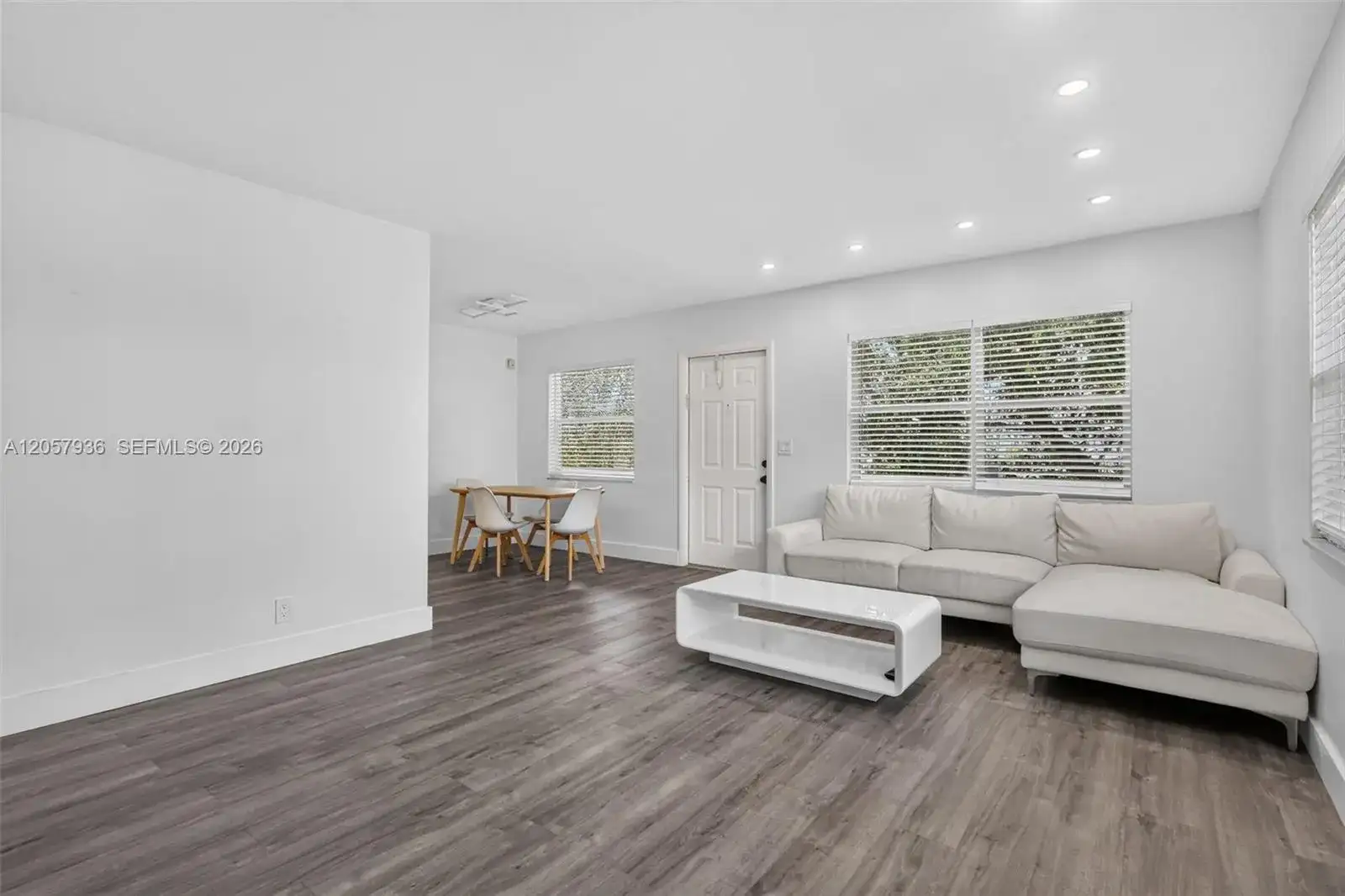 2100 Diana Dr # 310, Hallandale Beach FL 33009 photo 3