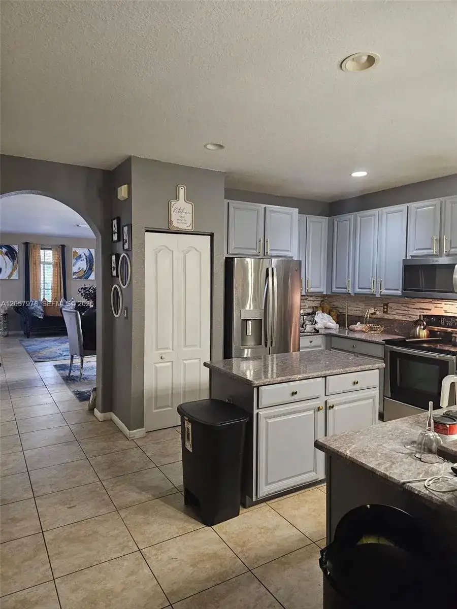 14324 SW 276th Way, Homestead FL 33032 photo 5