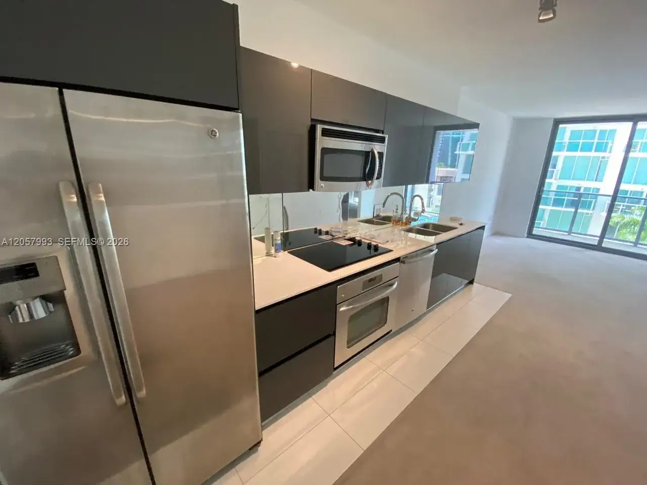 31 SE 6 street # 706, Miami FL 33131 photo 2
